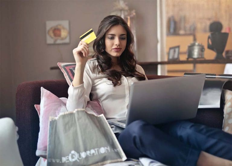 Online or Physical Stores: What’s the best way to shop this Christmas?